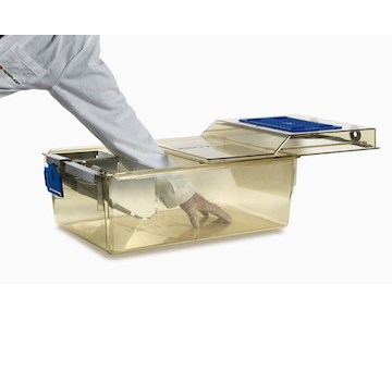 Drawer style IVC